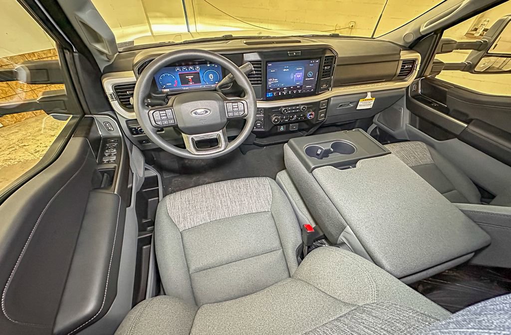 New 2026 Ford F350 XLT w/ XLT Premium Package image 8
