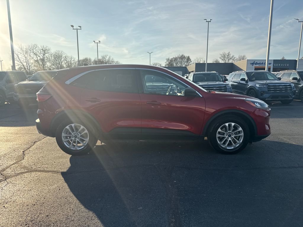 Used 2022 Ford Escape SE w/ Convenience Package image 6