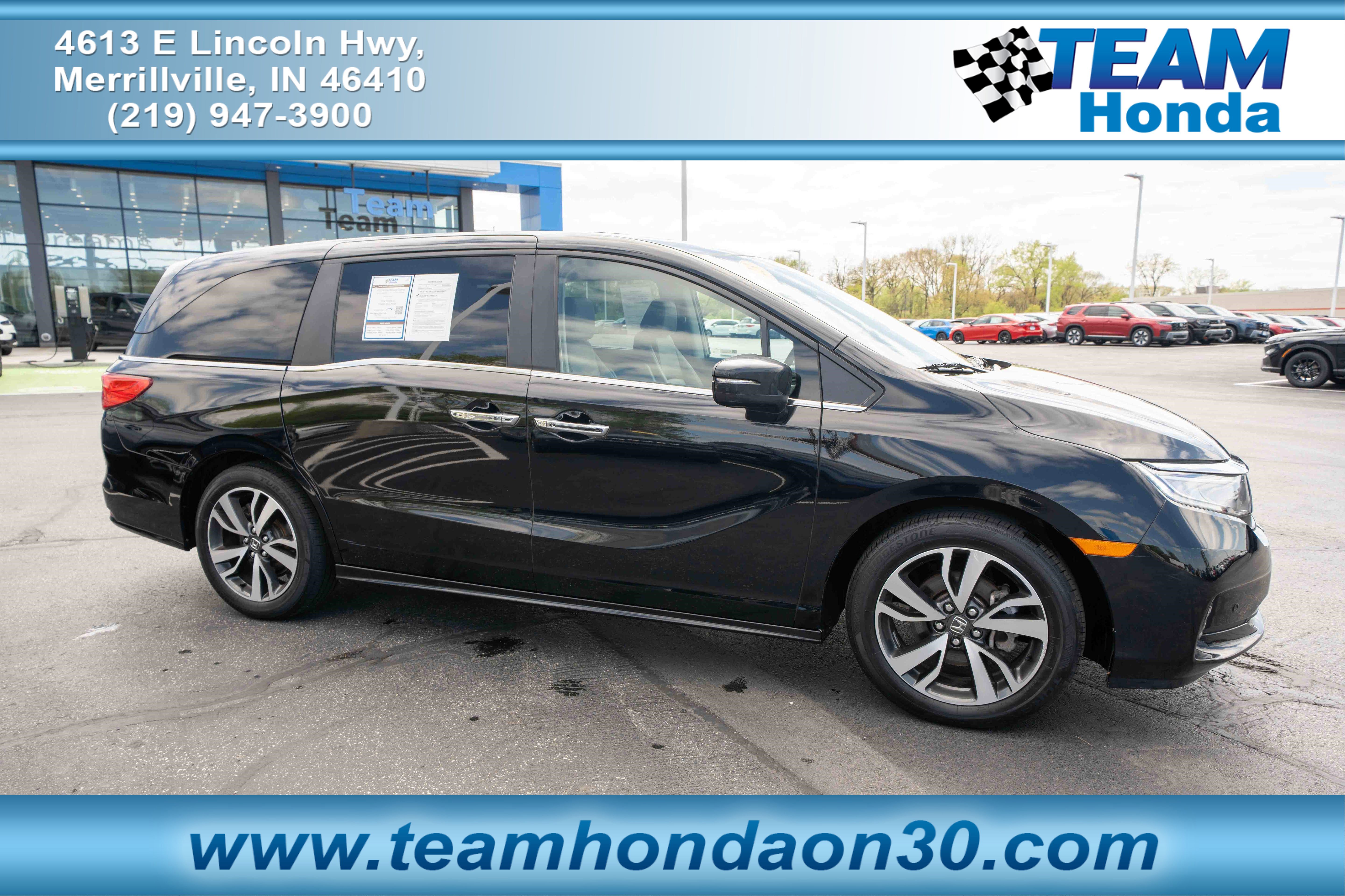 Used 2023 Honda Odyssey Touring image 1