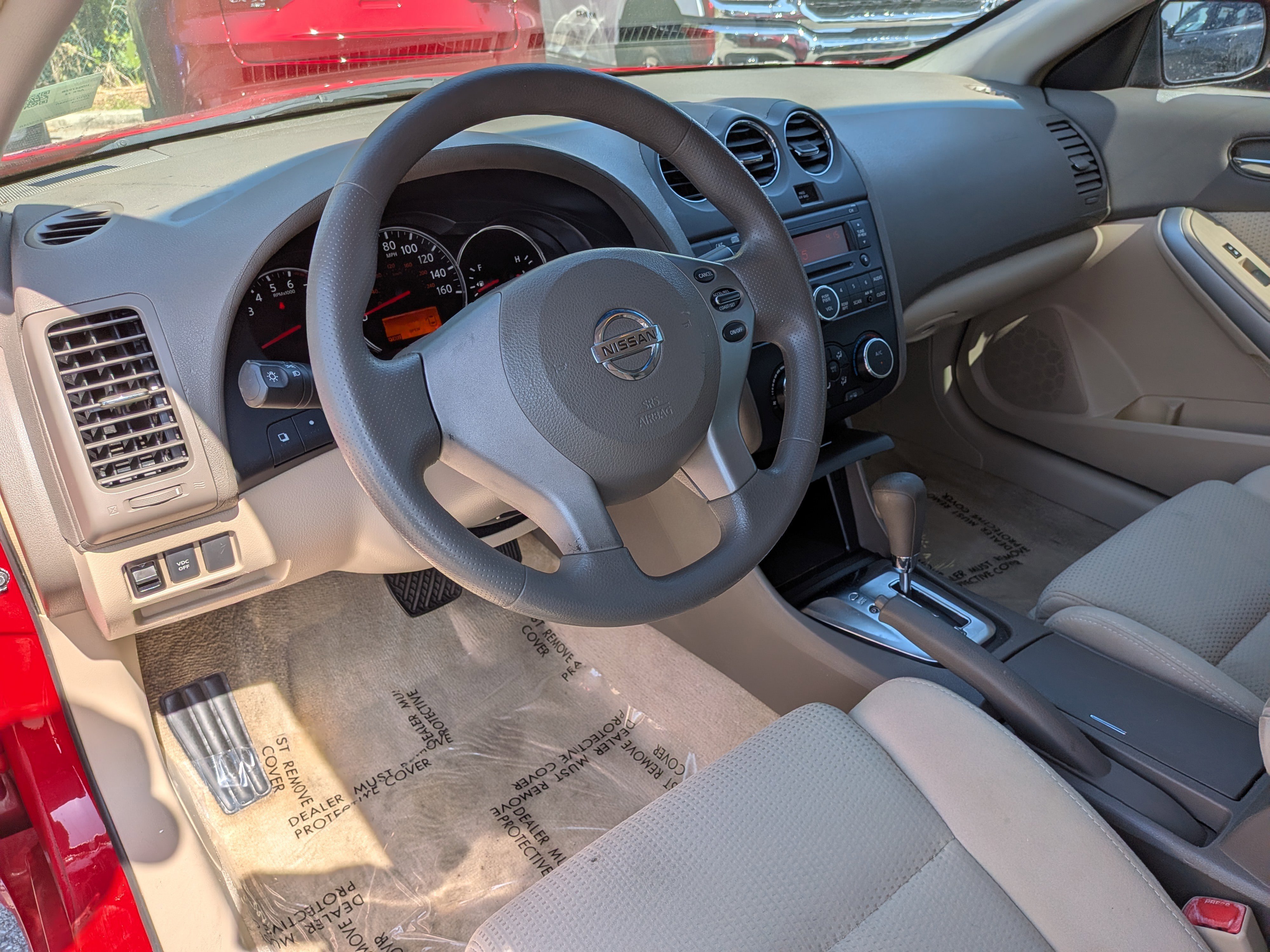 Used 2010 Nissan Altima 2.5 S FWD image 19