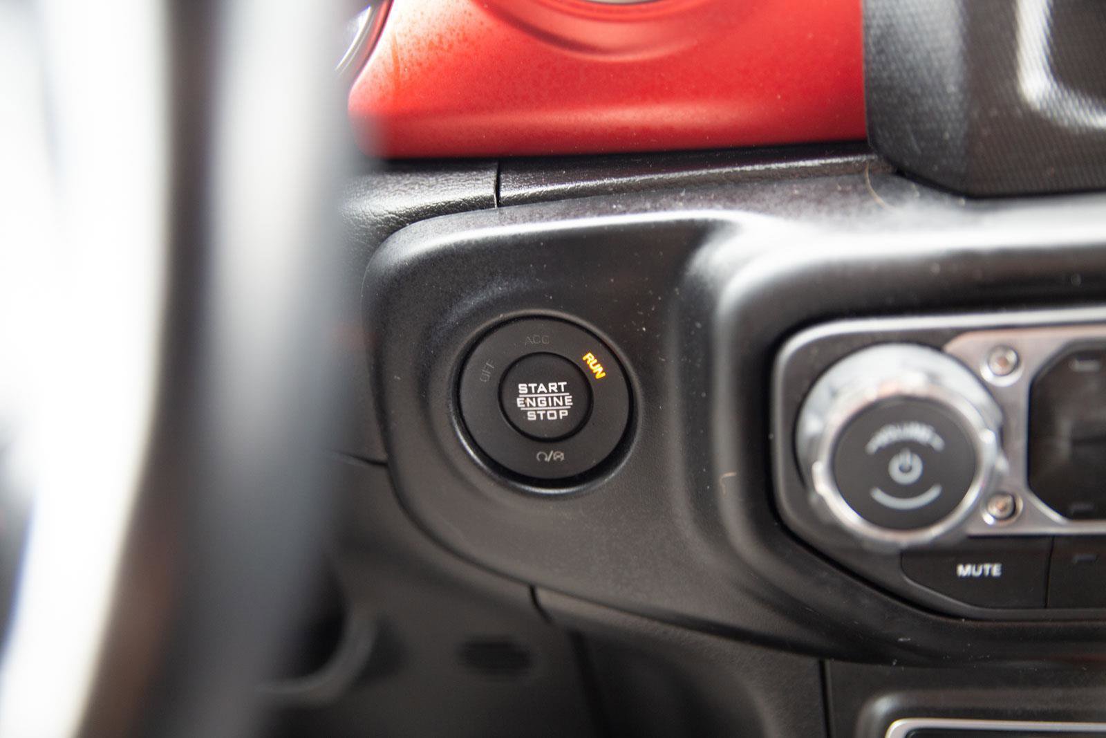 Used 2021 Jeep Wrangler Unlimited Rubicon AWD/4WD image 14