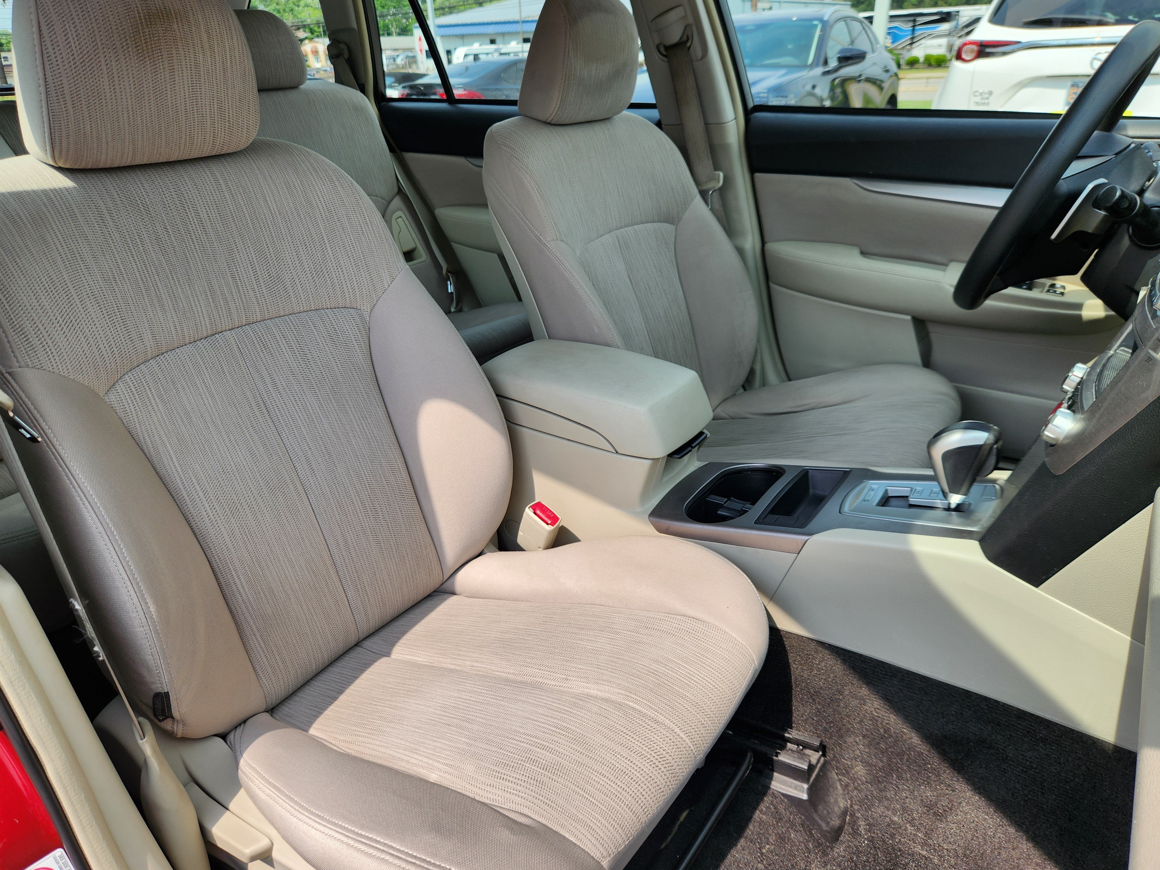 Used 2014 Subaru Outback 2.5i AWD/4WD image 12