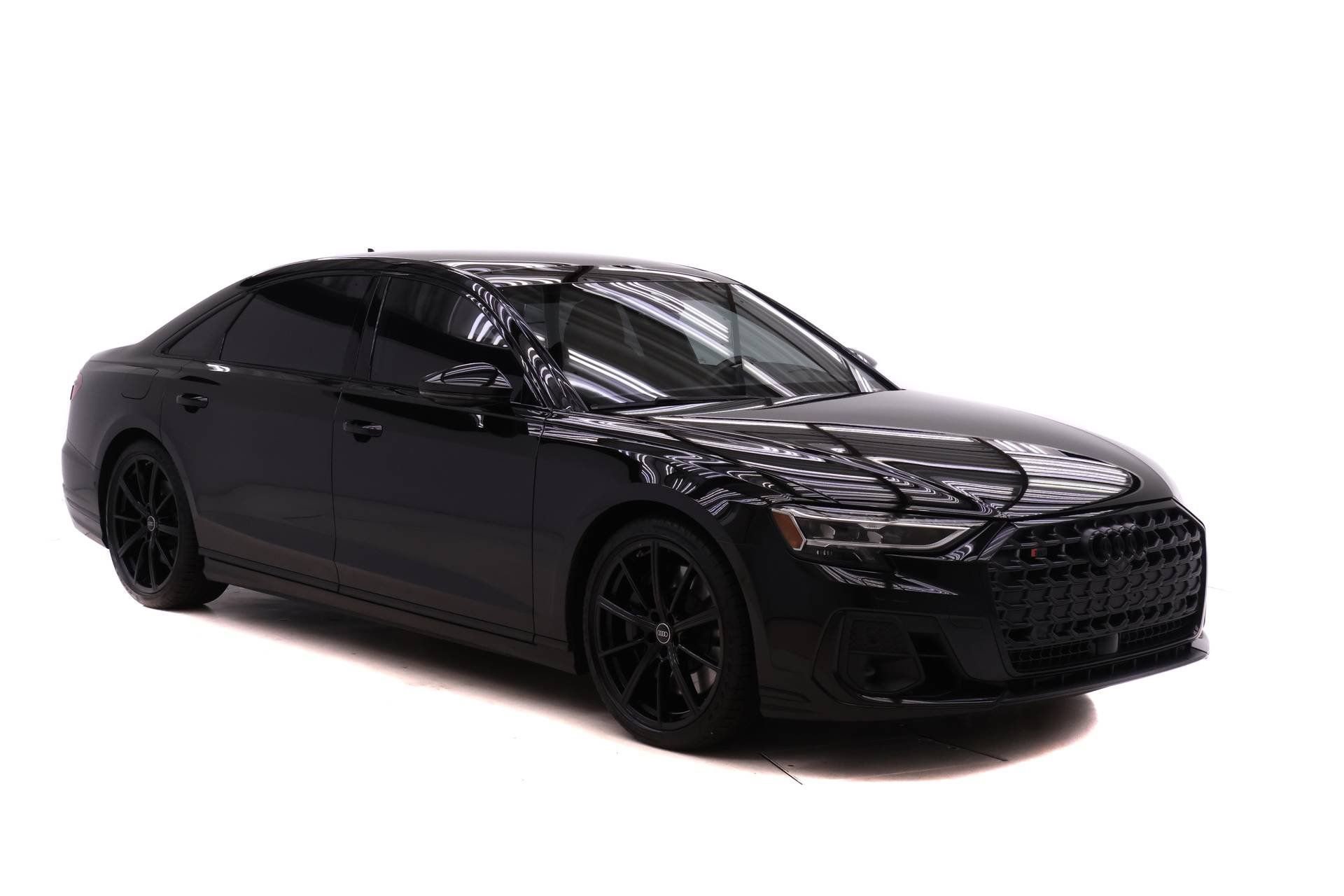 Certified 2024 Audi S8 image 2