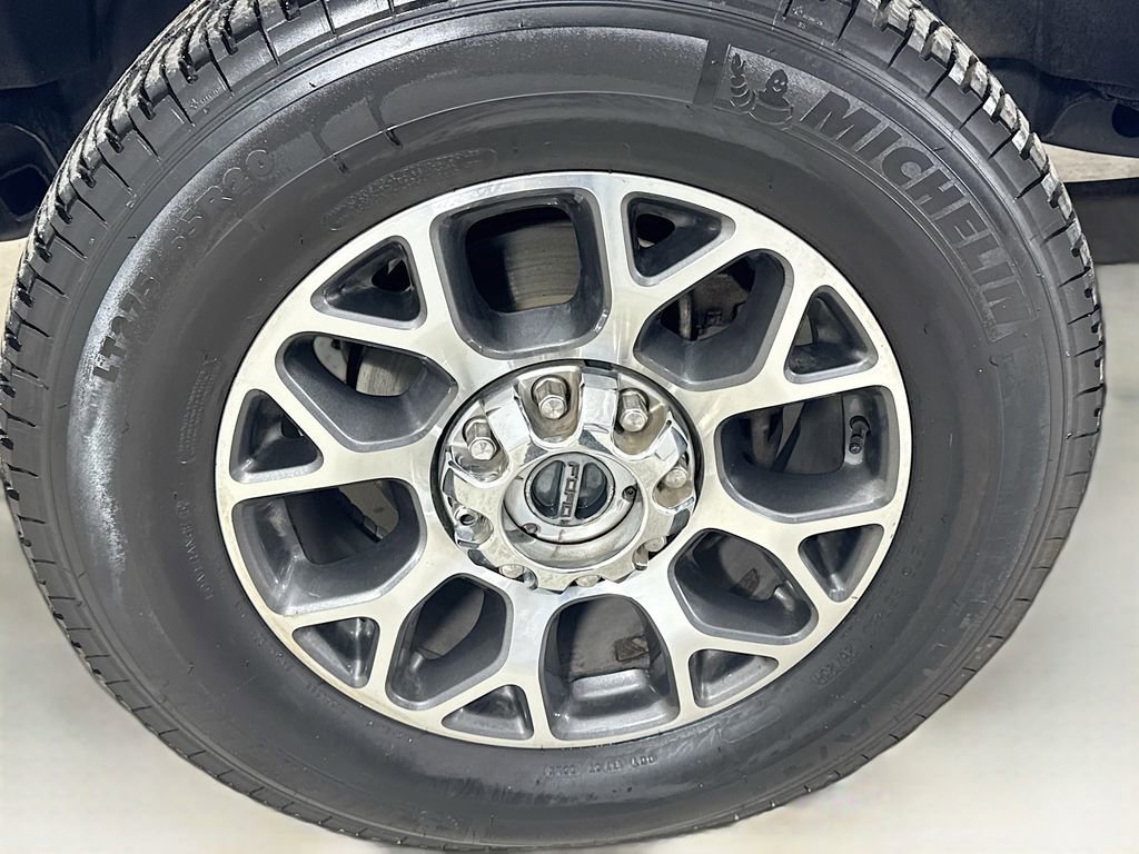 Used 2020 Ford F350 Lariat w/ FX4 Off-Road Package AWD/4WD image 39