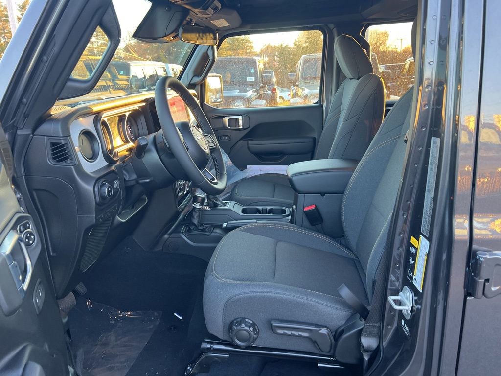 New 2026 Jeep Gladiator Sport image 21