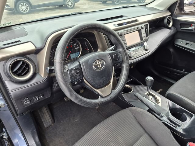Used 2014 Toyota RAV4 XLE AWD/4WD image 31