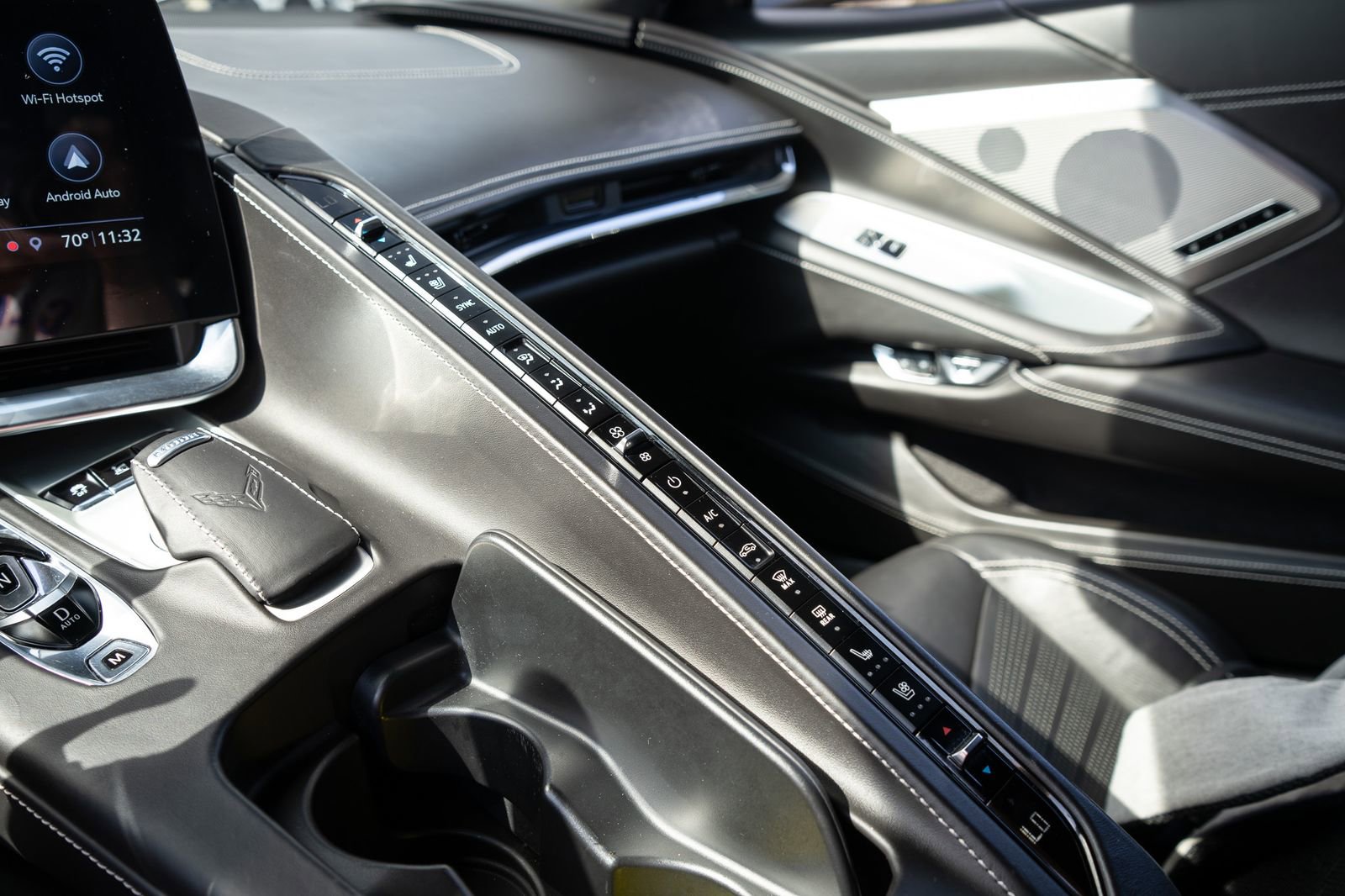 Used 2020 Chevrolet Corvette Stingray Premium Cpe w/ 3LT Preferred Equipment Group image 47