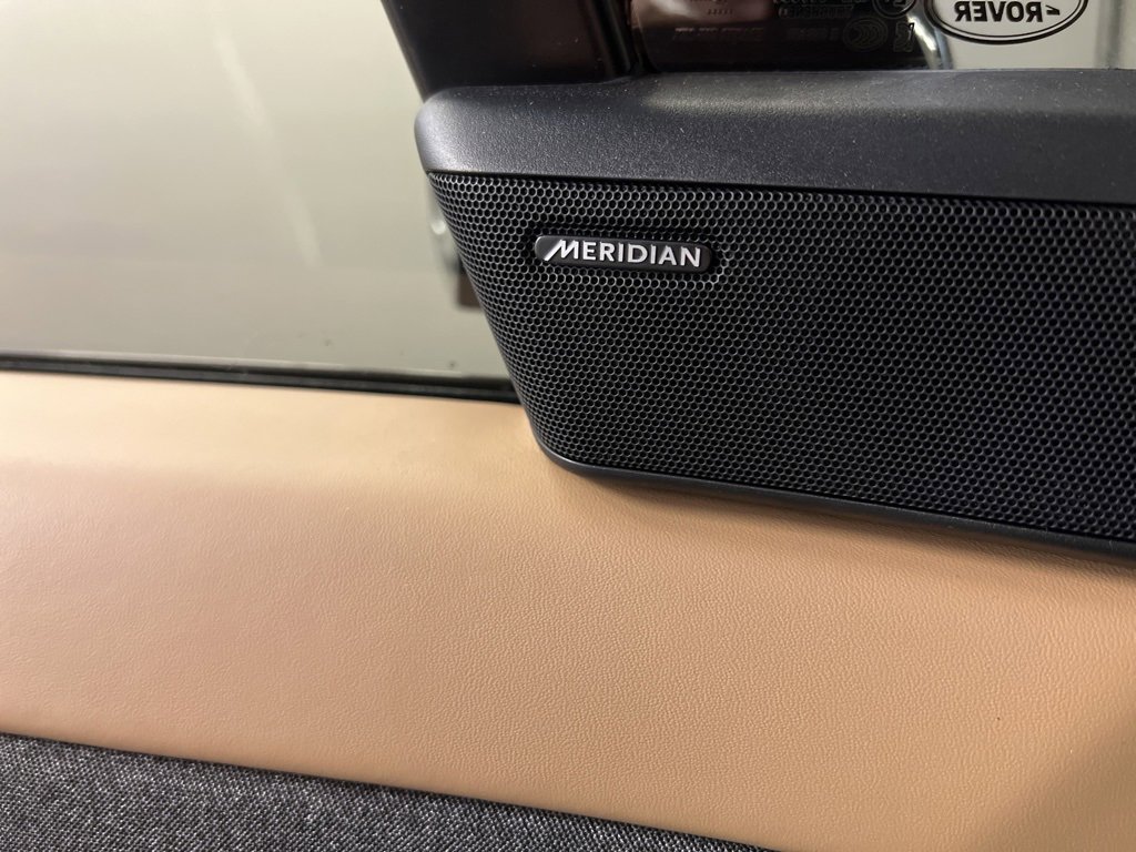 Used 2024 Land Rover Range Rover Sport SE image 22