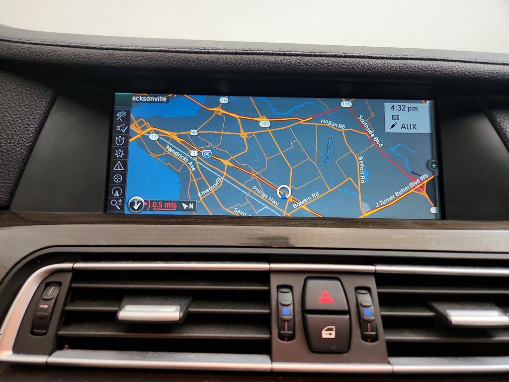 Used 2012 BMW 740i RWD image 18