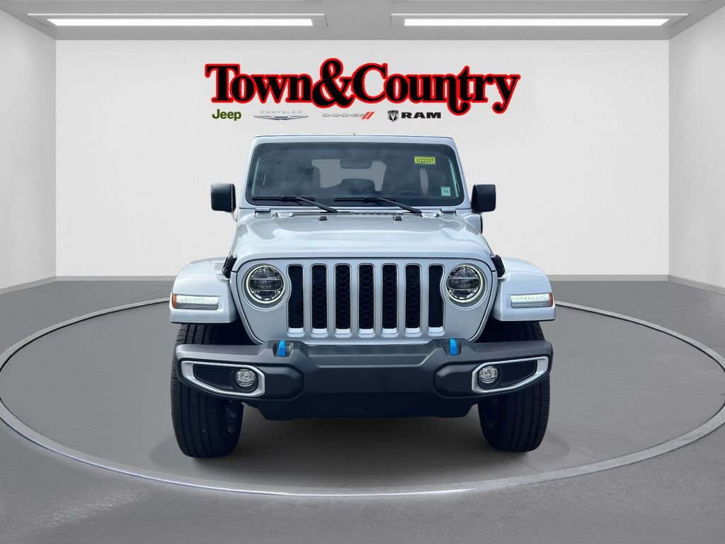 Certified 2022 Jeep Wrangler Unlimited Sahara w/ Cold Weather Group image 2