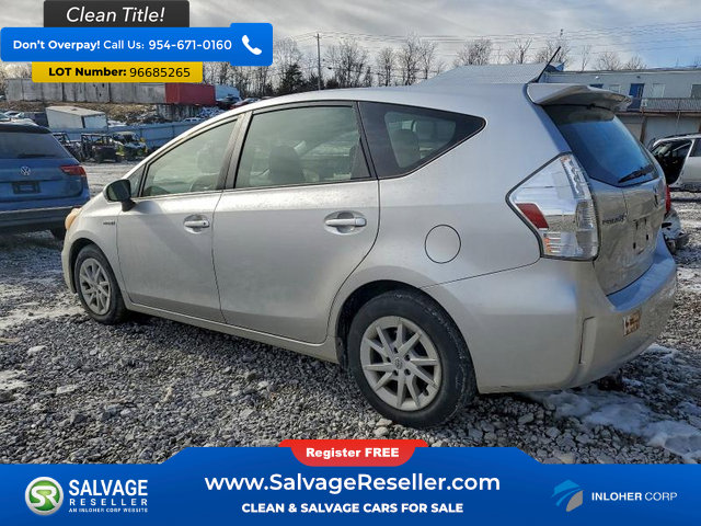 Used 2013 Toyota Prius V Two image 3