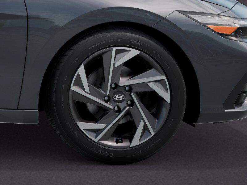 New 2026 Hyundai Elantra Limited FWD image 8