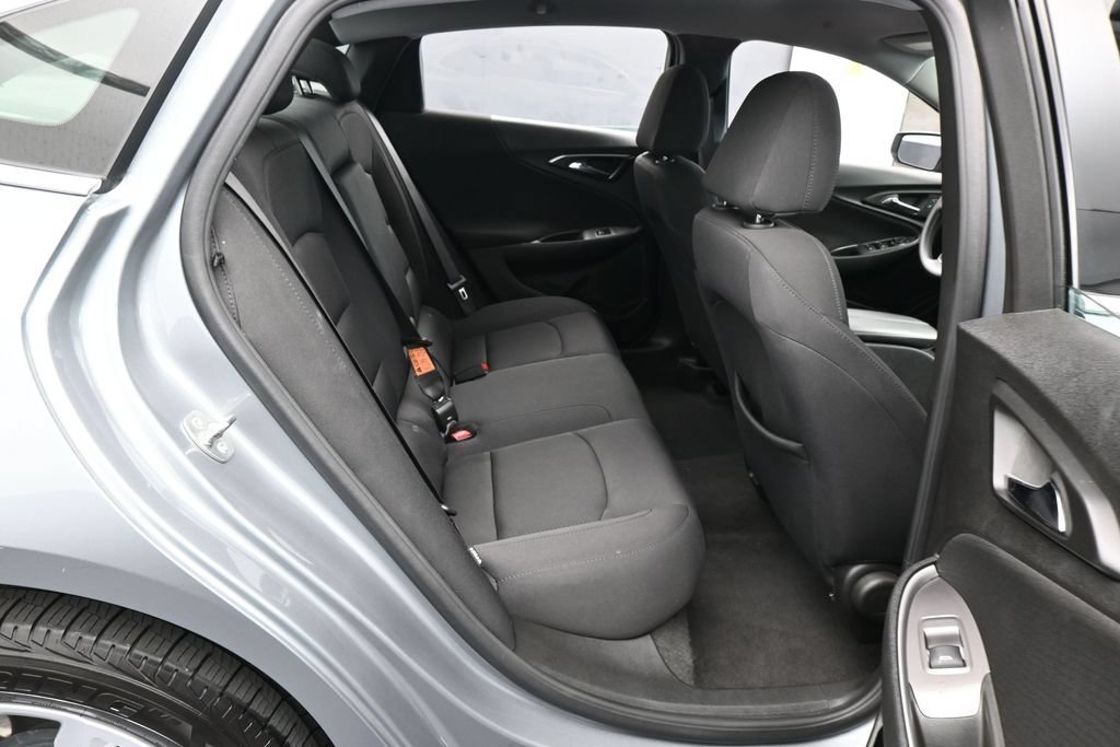 Used 2024 Chevrolet Malibu LT FWD image 33