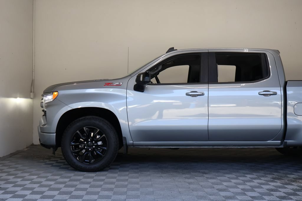 Used 2023 Chevrolet Silverado 1500 RST w/ RST All Star Premium Package AWD/4WD image 8