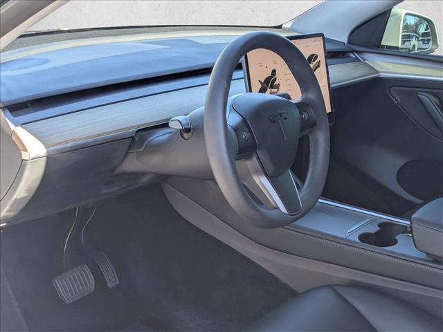 Used 2023 Tesla Model Y Long Range image 10