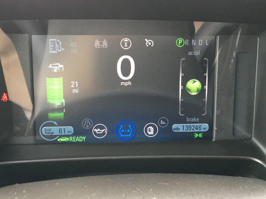 Used 2013 Chevrolet Volt Premium w/ Premium Trim Package FWD image 2