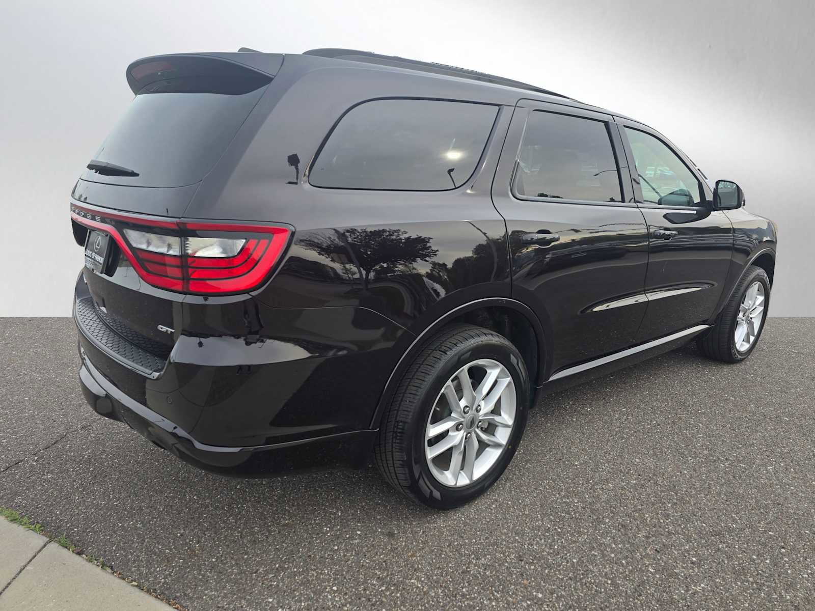 Used 2024 Dodge Durango GT image 3