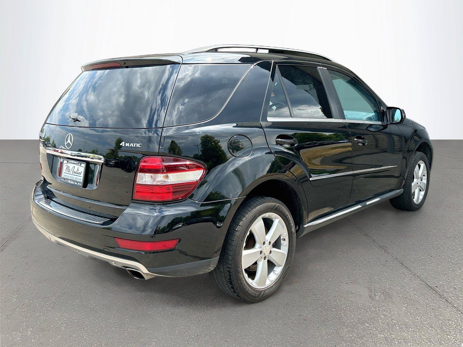 Used 2010 Mercedes-Benz ML 350 4MATIC image 4