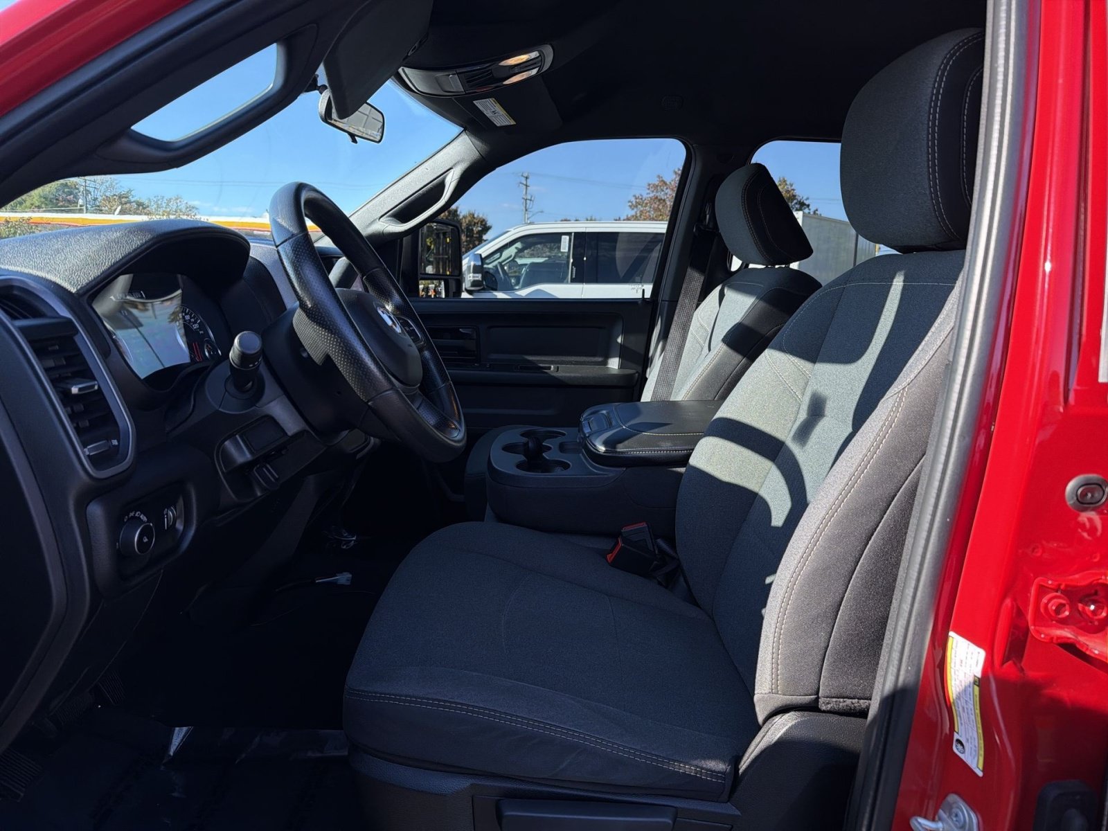 Used 2023 RAM 2500 Tradesman AWD/4WD image 22