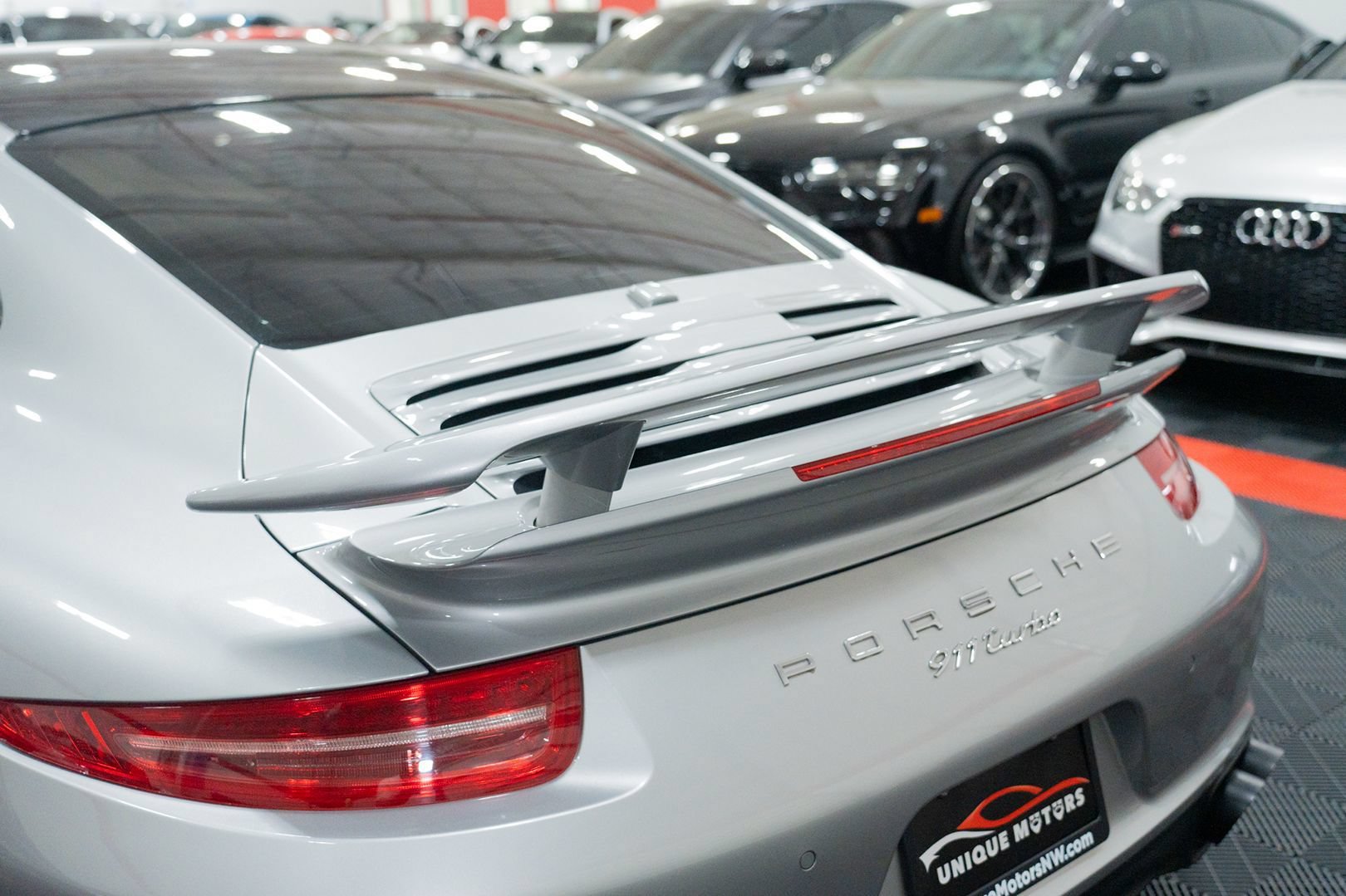 Used 2014 Porsche 911 Turbo AWD/4WD image 10