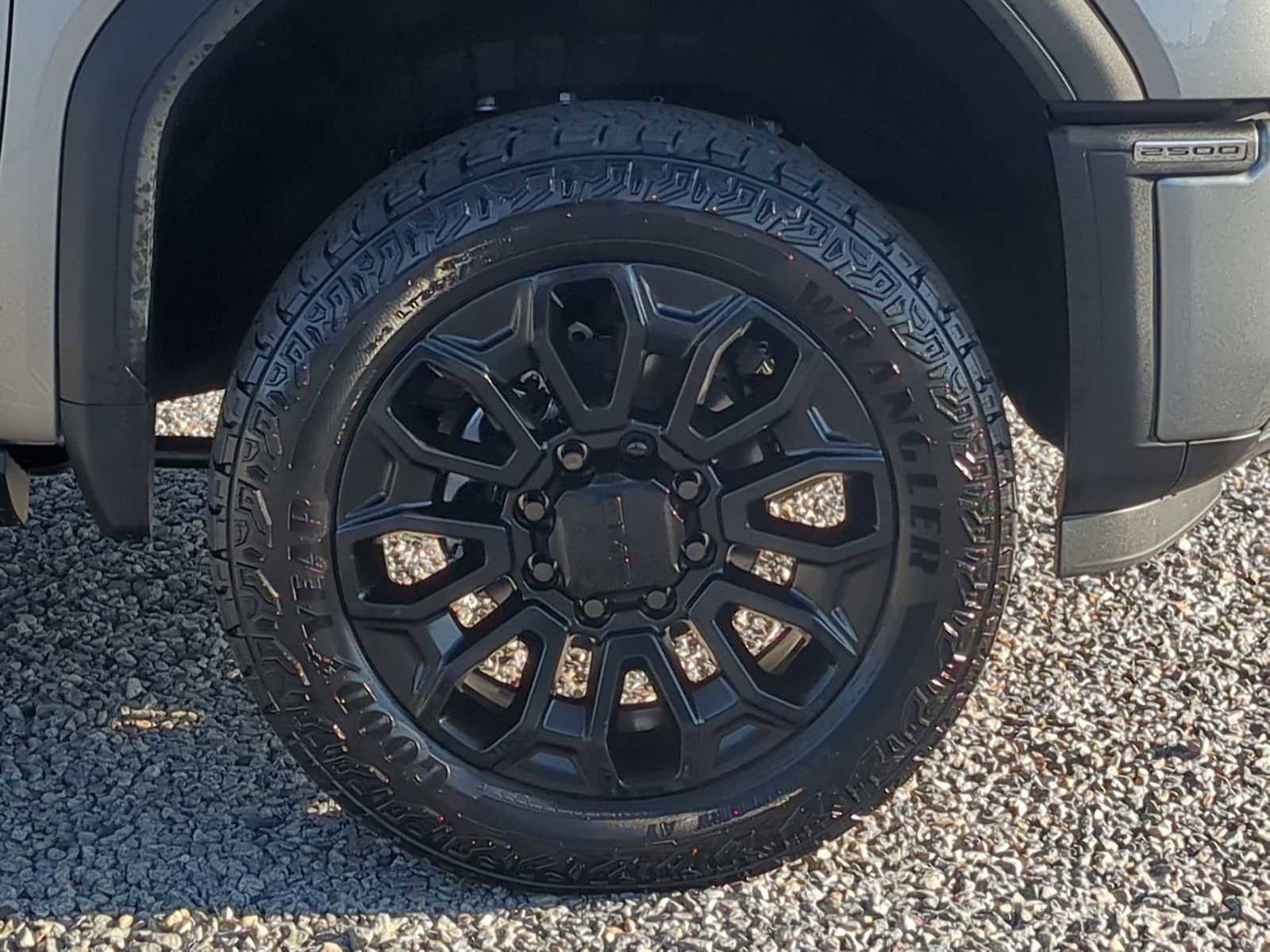 New 2026 GMC Sierra 2500 Denali w/ Denali Reserve Package image 10