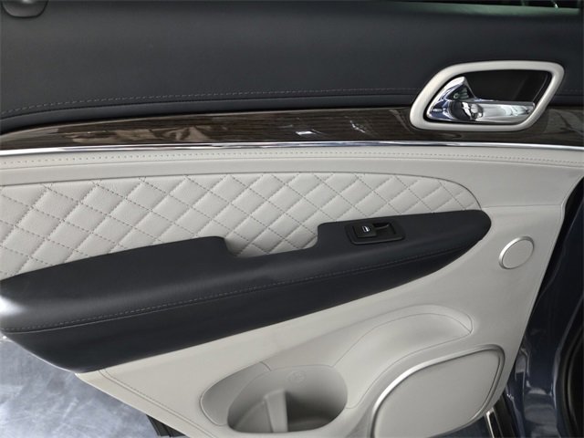 Used 2021 Jeep Grand Cherokee Summit image 18