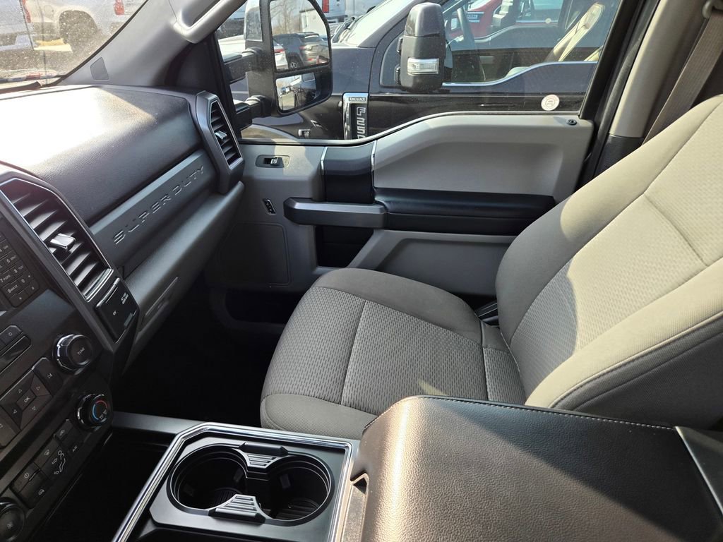 Used 2019 Ford F250 XLT w/ XLT Value Package image 12