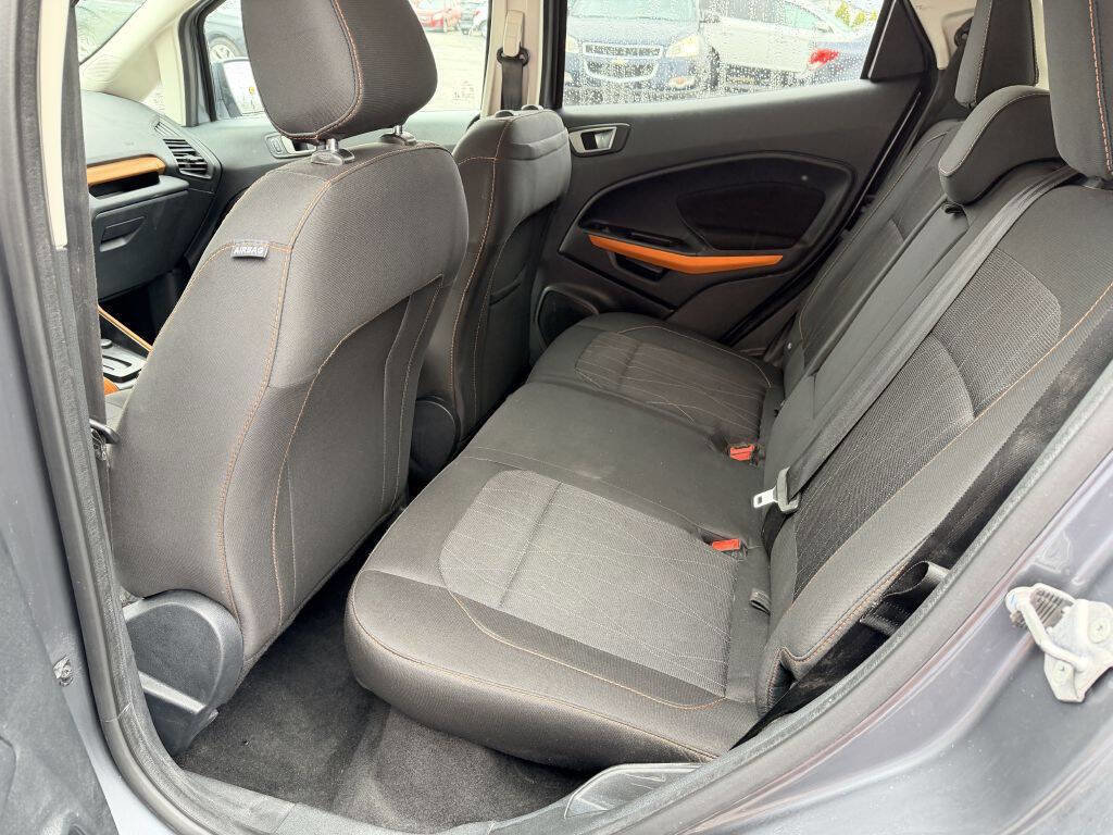 Used 2021 Ford EcoSport SE w/ SE Convenience Package FWD image 5