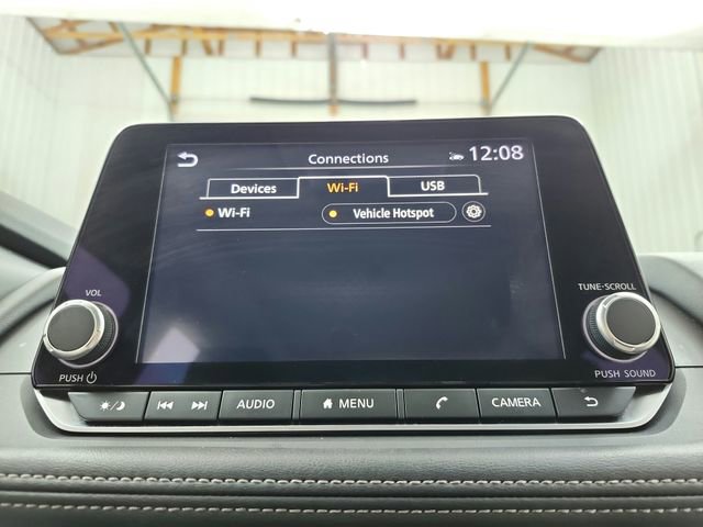 Used 2025 Nissan Rogue SV w/ SV Premium Package image 32