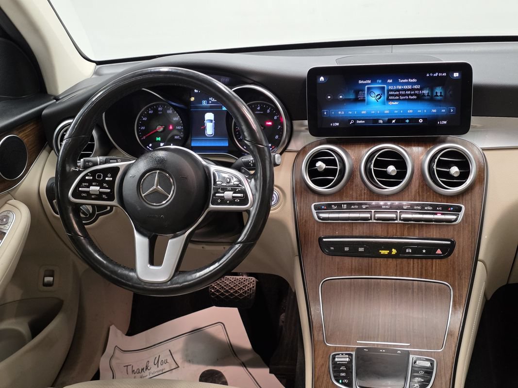 Used 2021 Mercedes-Benz GLC 300 4MATIC image 17