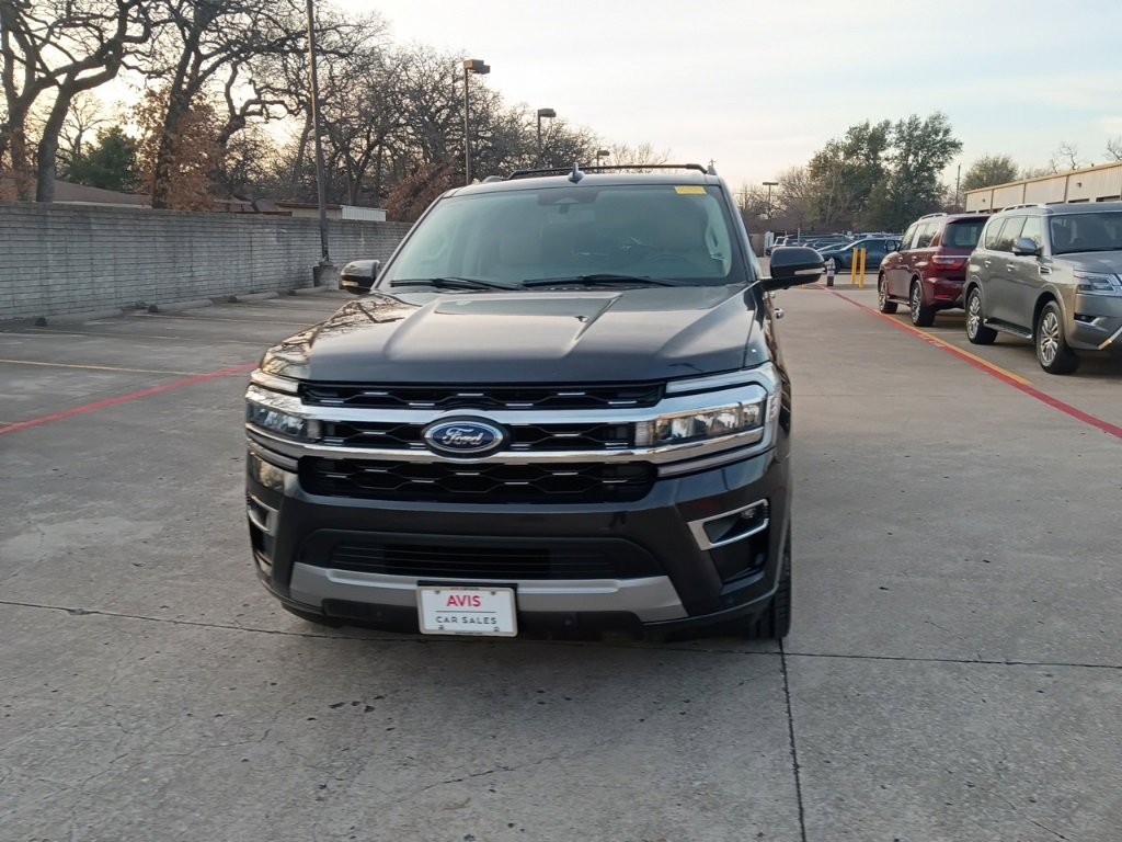 Used 2024 Ford Expedition Limited image 2
