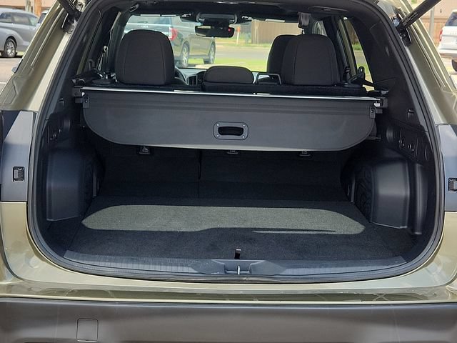 Used 2026 Subaru Forester Premium AWD/4WD image 9