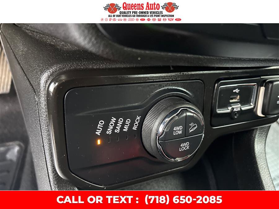 Used 2021 Jeep Renegade Trailhawk image 50