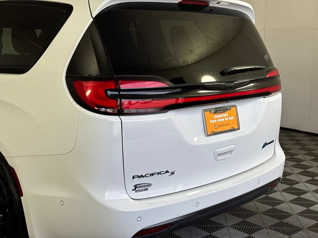 Certified 2024 Chrysler Pacifica Limited FWD image 43