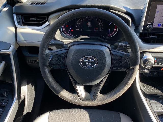 Used 2023 Toyota RAV4 XLE w/ Convenience Package image 5