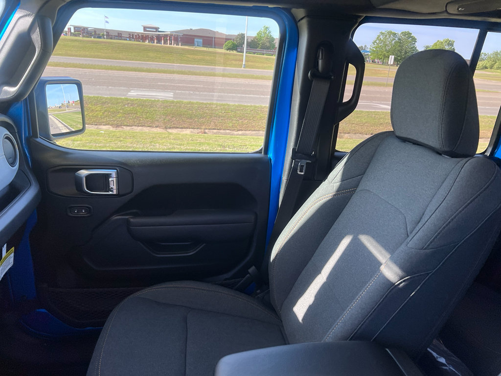 New 2026 Jeep Gladiator Willys AWD/4WD image 18