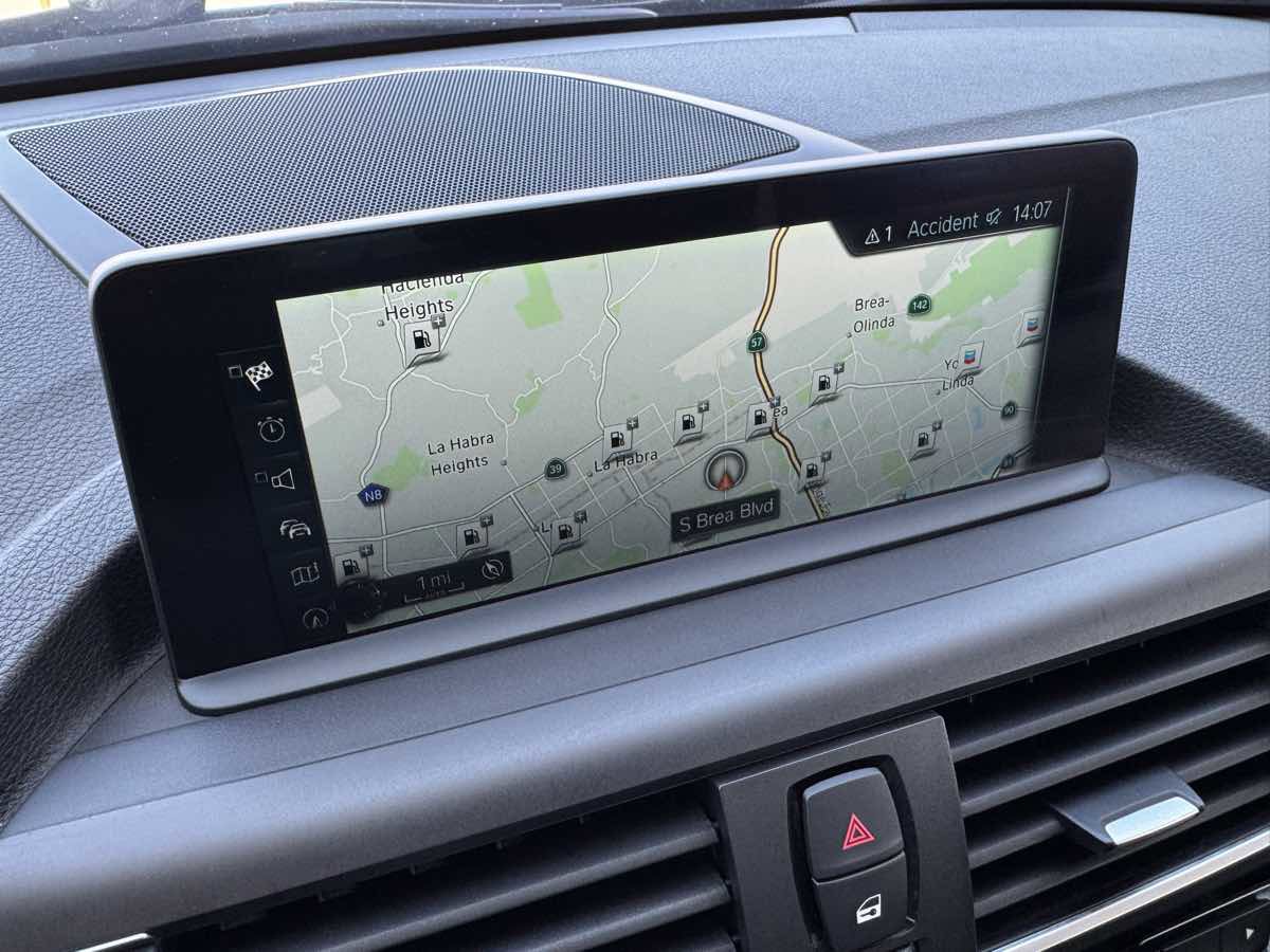 Used 2017 BMW M2 image 24