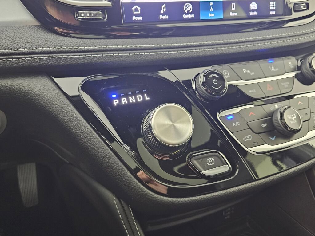 New 2026 Chrysler Pacifica Limited w/ S Appearance Package image 32