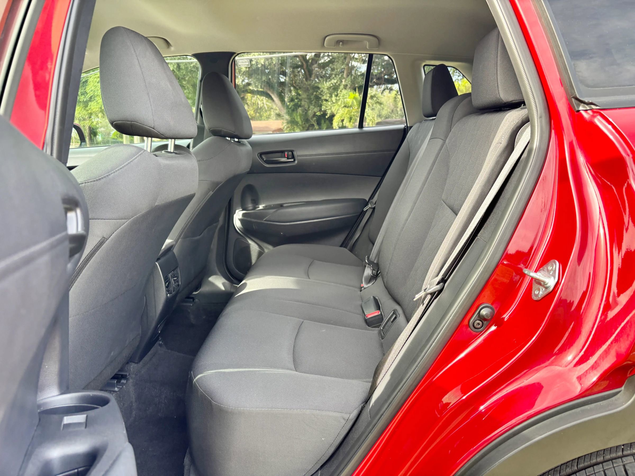 Used 2024 Toyota Corolla Cross LE image 23