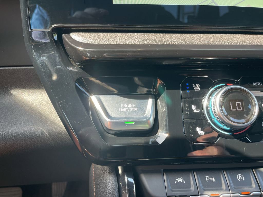 Used 2023 GMC Sierra 1500 AT4 w/ AT4 Premium Package image 24