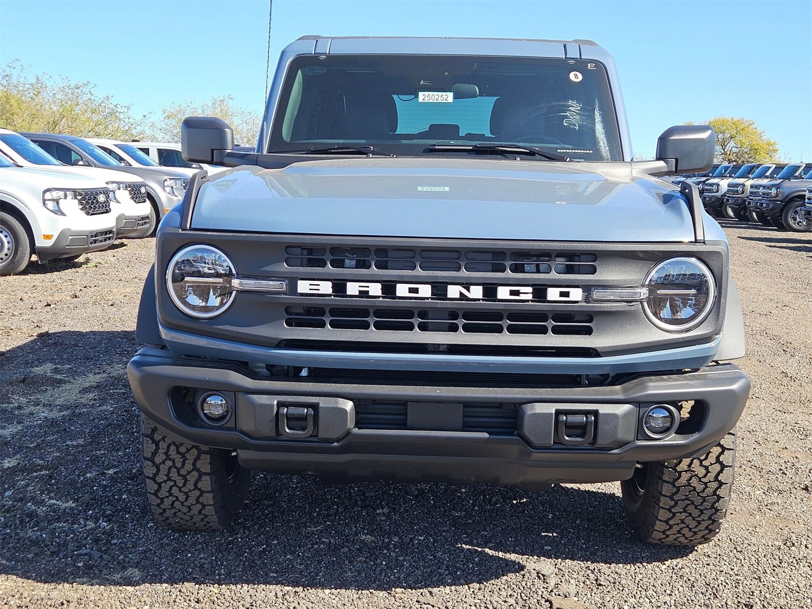 New 2025 Ford Bronco Big Bend w/ Black Diamond Package image 2