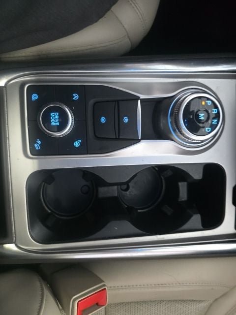 Used 2020 Ford Explorer Platinum w/ Premium Technology Package AWD/4WD image 23