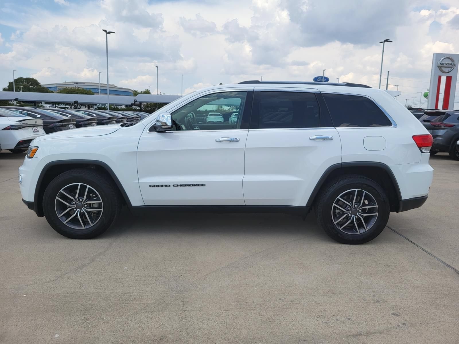 Used 2019 Jeep Grand Cherokee Limited RWD image 8