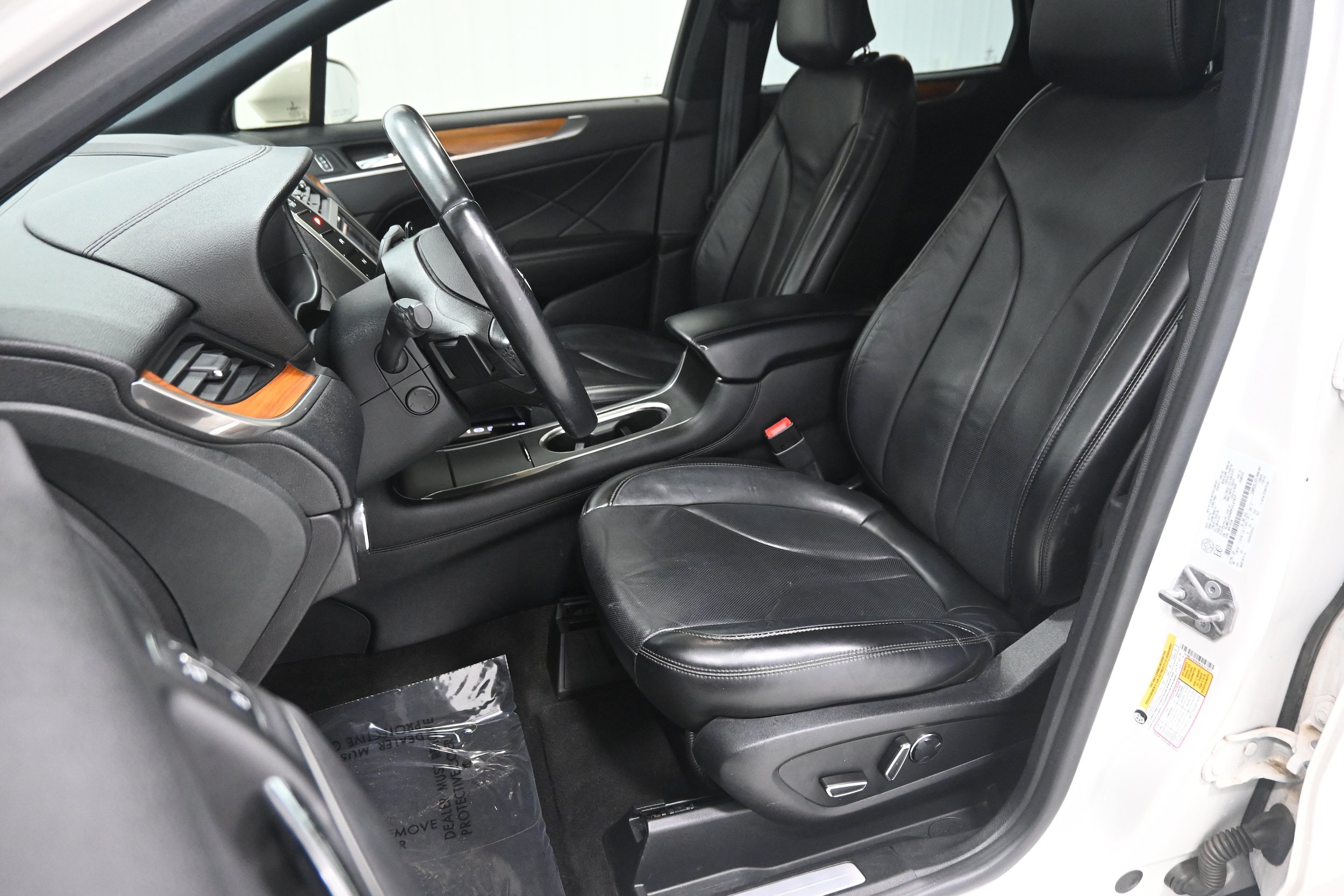 Used 2019 Lincoln MKC Reserve AWD/4WD image 6