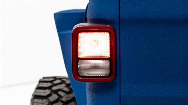 Used 2021 Jeep Gladiator Sport image 41