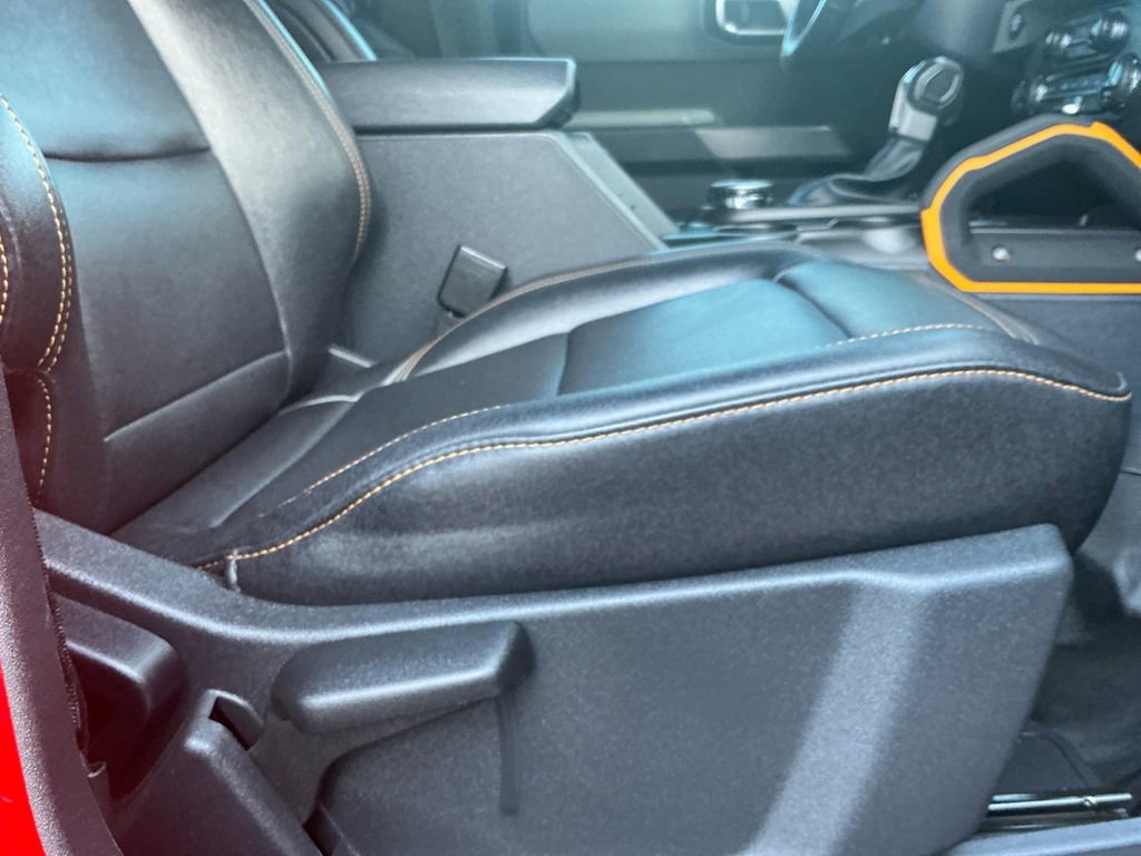 Used 2023 Ford Bronco Badlands w/ Sasquatch Package image 17