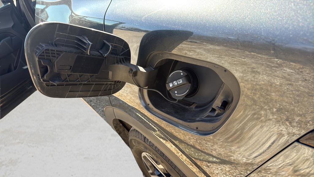 Used 2023 Kia Sportage LX image 24