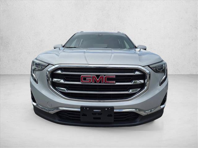 Used 2020 GMC Terrain SLT w/ Preferred Package FWD image 2