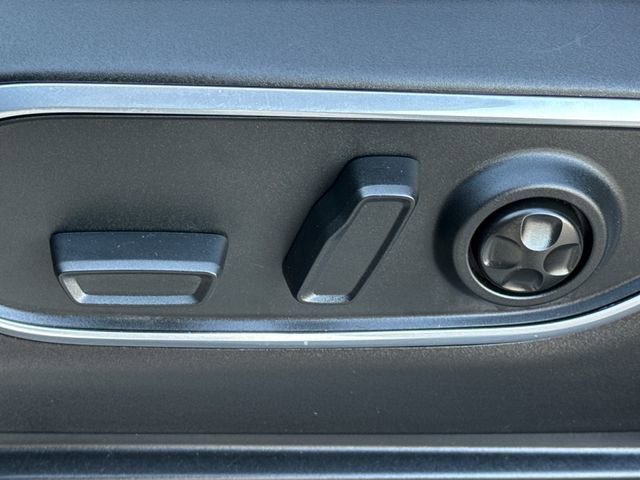 Used 2024 Jeep Wagoneer L 4WD w/ Convenience Group I image 22