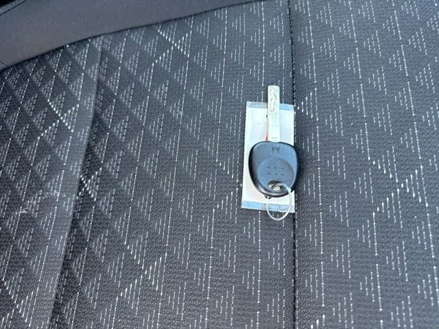 Used 2023 Kia Rio LX image 4